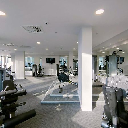 Snuggle Inn - Riverside Apartments - Views Over Looking London River Thames, Close To O2 Arena, London Excel, London City Airport, Thames Clipper- River Boat Service, Woolwich Ferry, Onsite Parking, Twin Room Option Available المظهر الخارجي الصورة
