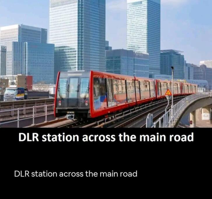 Snuggle Inn - Riverside Apartments - Views Over Looking London River Thames, Close To O2 Arena, London Excel, London City Airport, Thames Clipper- River Boat Service, Woolwich Ferry, Onsite Parking, Twin Room Option Available المظهر الخارجي الصورة